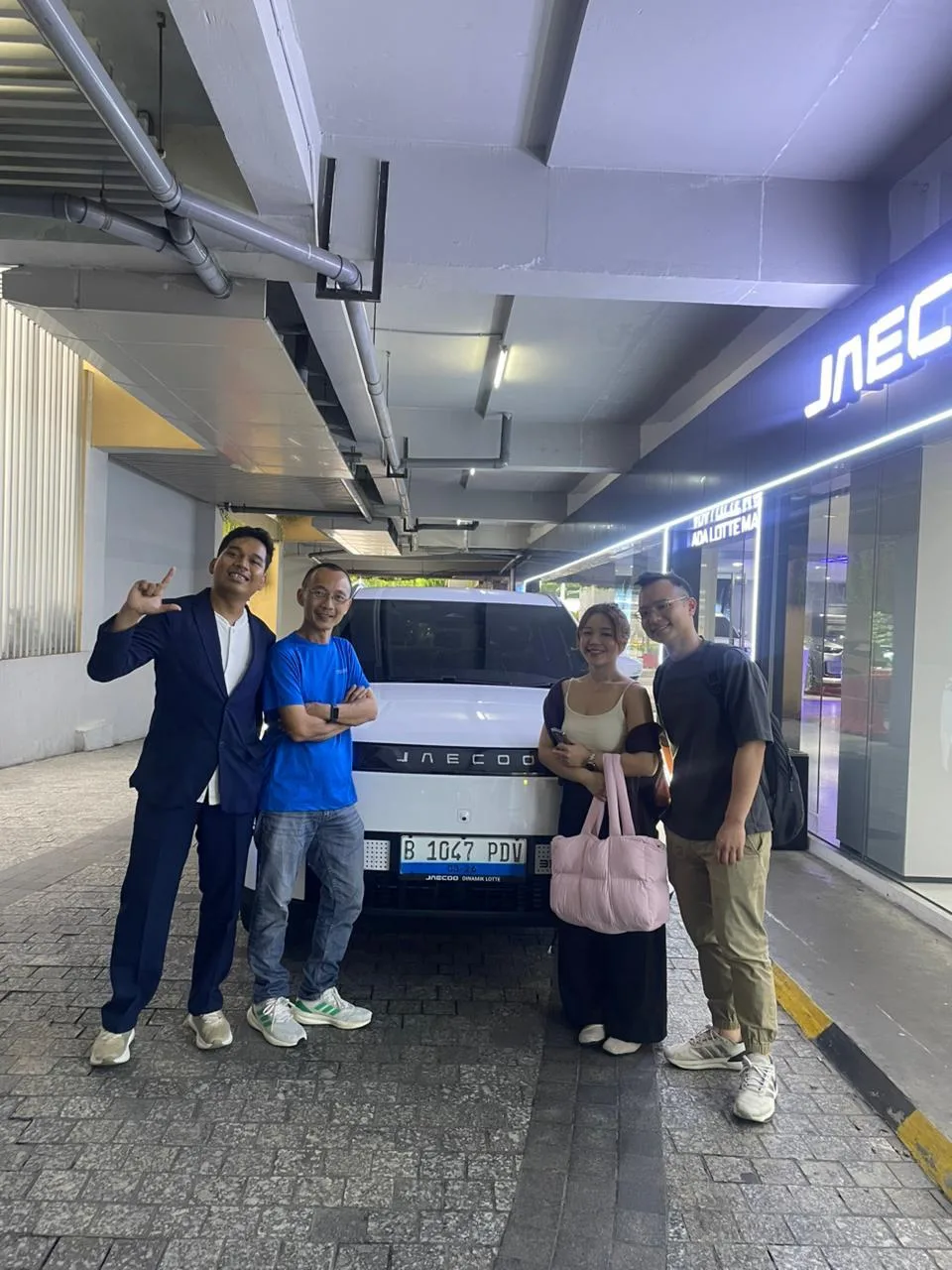 Serah Terima Pelanggan JAECOO J8